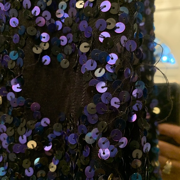 ArdenB navy & gold dress needs repaired at bottom - Picture 5 of 8